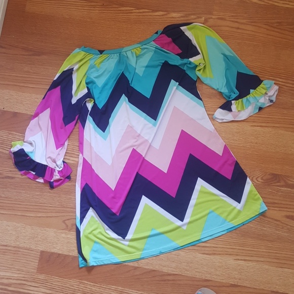 Multi colored silk top - Picture 3 of 3